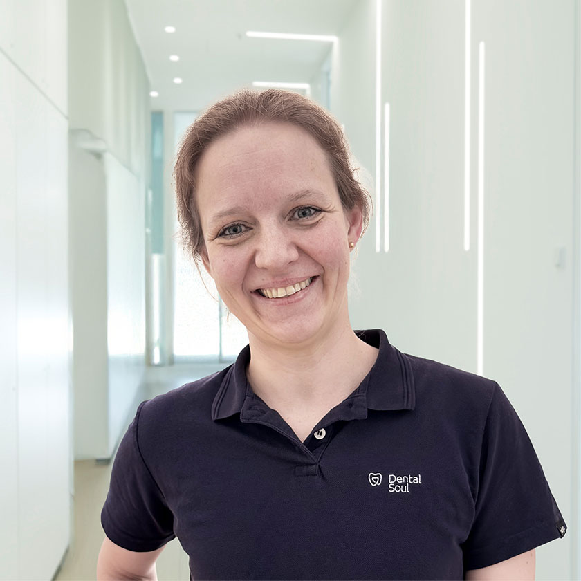 Zahnärztin Andrea Marre: Allgemeine Zahnheilkunde